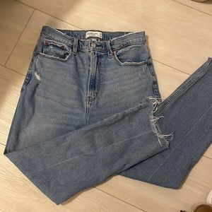 Abercrombie ankle straight ultra high rise jeans size 6